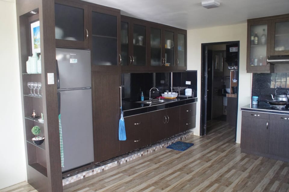 Villa, 4 Bedrooms, Smoking, Private Pool | Interior
