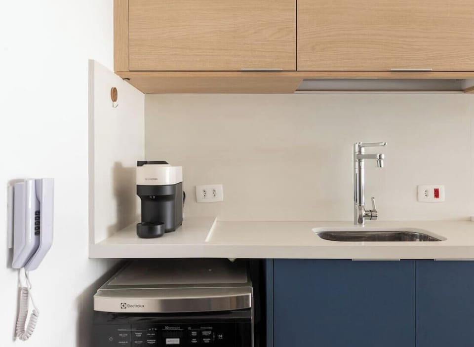 Comfort Studio, City View | Private kitchen