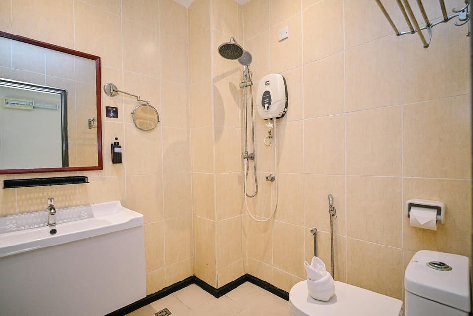 Executive Triple Room | Bathroom