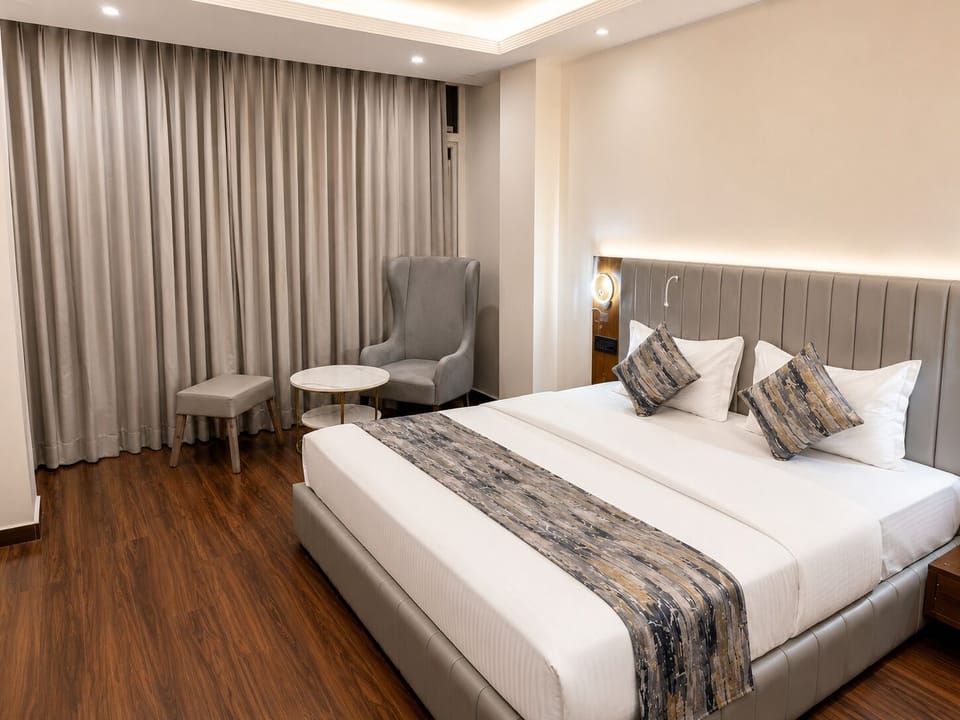 Basic Double Room | Laptop workspace, WiFi (free)
