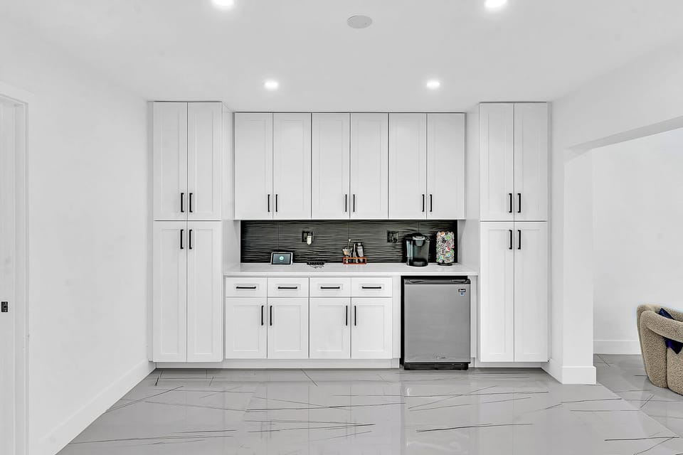 Comfort Apartment | Private kitchen | Coffee/tea maker