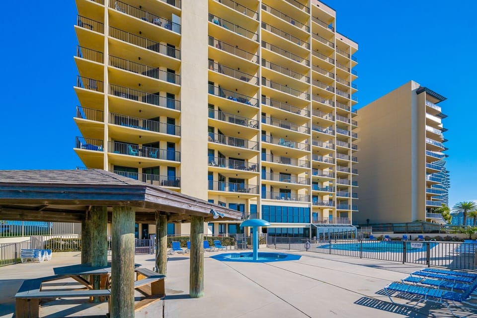 Condo, 1 Bedroom | Exterior