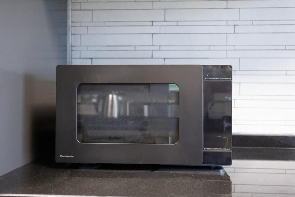 Apartment, Balcony | Microwave