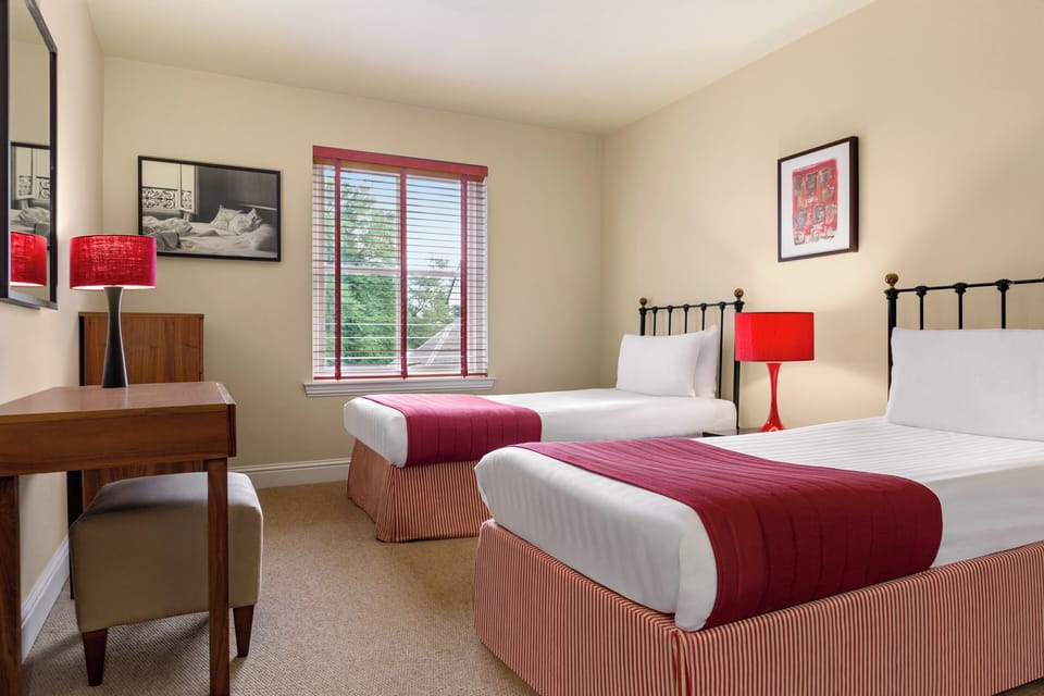 Standard Cottage, Garden View | Premium bedding, desk, iron/ironing board, WiFi (free)