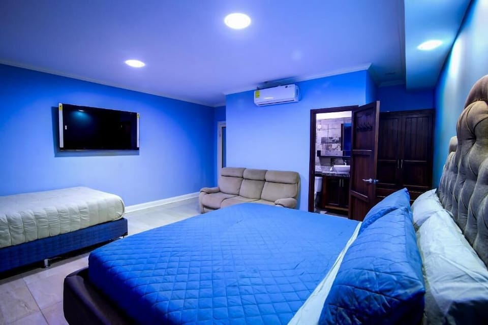 Pillowtop beds, blackout drapes, iron/ironing board, WiFi (free)