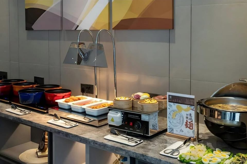 Daily buffet breakfast for a fee