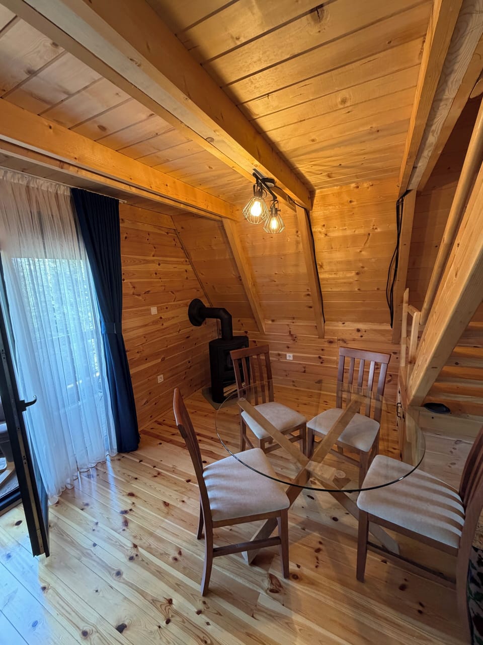 Deluxe Villa, Non Smoking, Mountain View | Interior