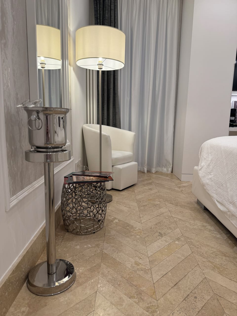 Premium Suite, 1 King Bed, Patio | Frette Italian sheets, premium bedding, down comforters