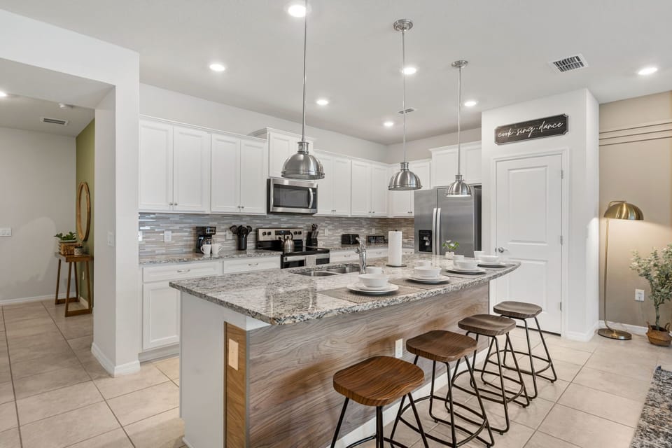 House (5 Bedrooms) | Property amenity