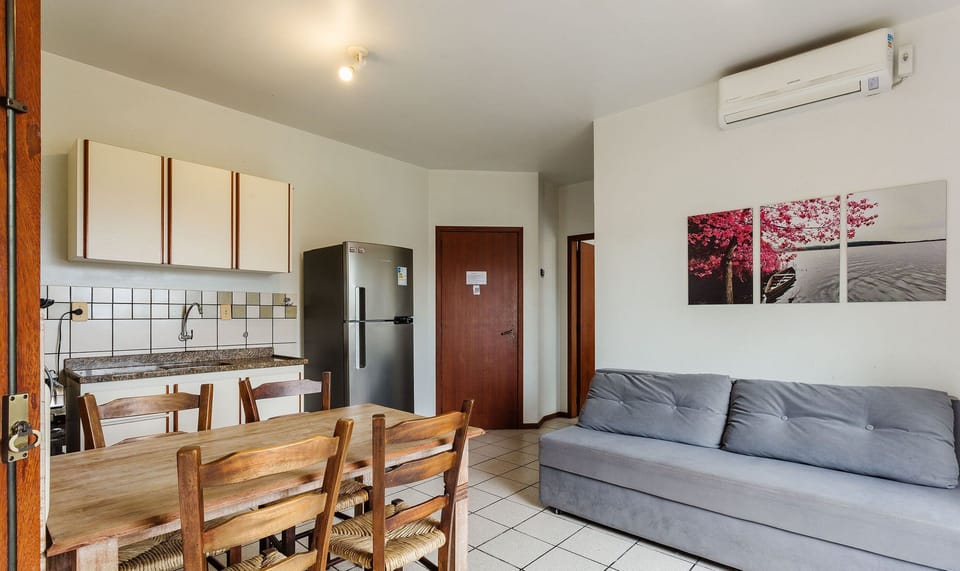 Basic Apartment | Living area | 40-inch TV with digital channels