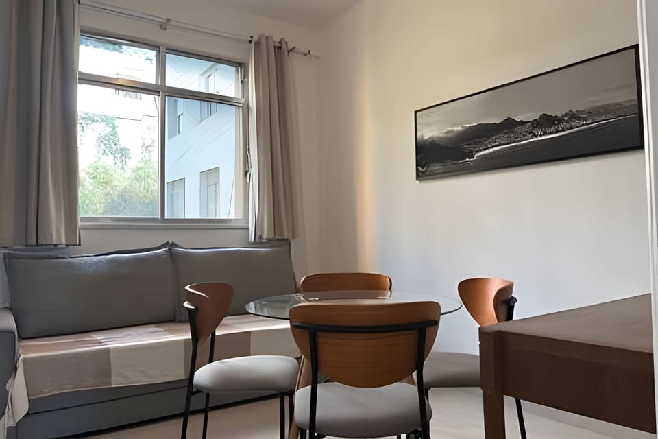 Apartment | Dining