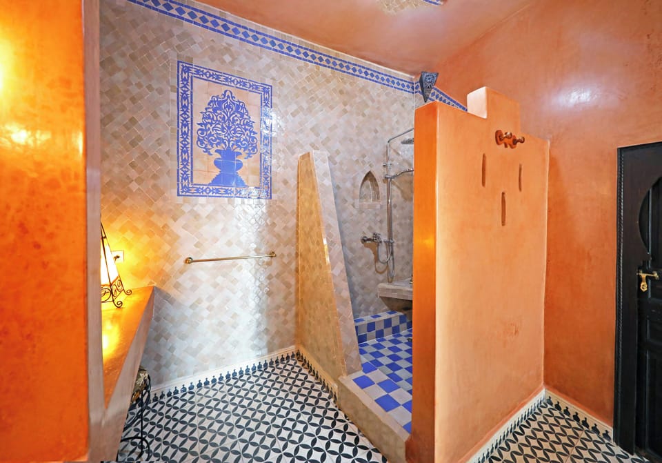Double or Twin Room | Bathroom | Shower, designer toiletries, hair dryer, bathrobes