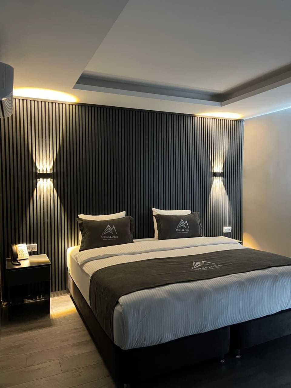 Standard Double Room, City View | Desk, laptop workspace, WiFi (free)