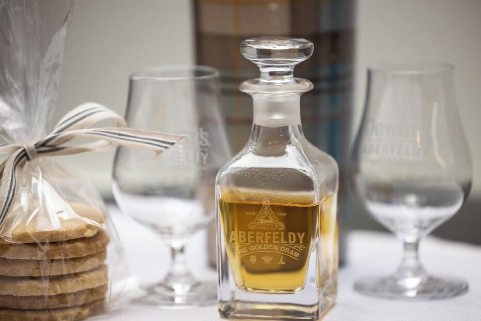 Hypo-allergenic bedding, individually decorated, individually furnished