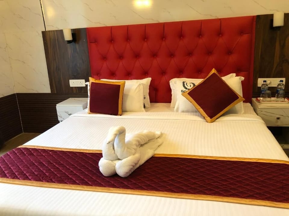 In-room safe, blackout drapes, iron/ironing board (on request)