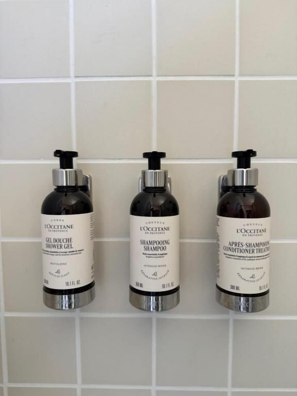 Twin Room, Garden View | Bathroom amenities
