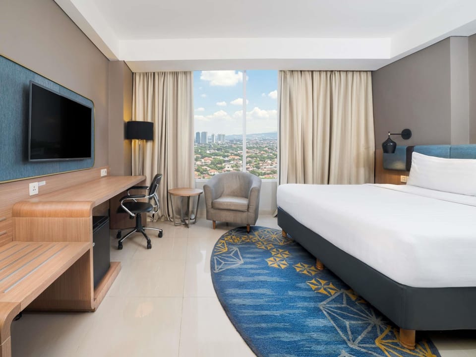 Deluxe Double Room, 1 Double Bed | In-room safe, desk, iron/ironing board, free WiFi