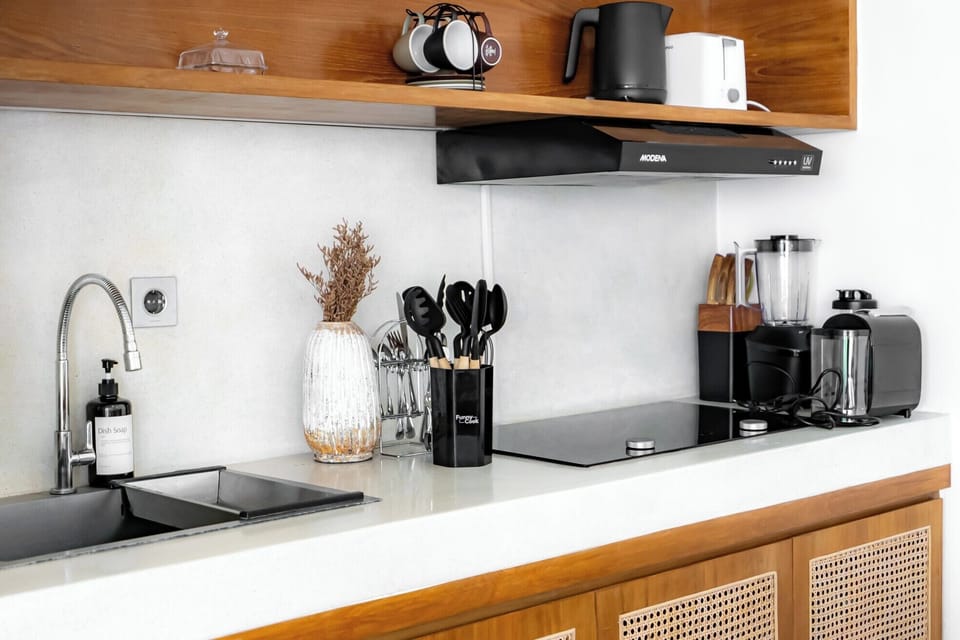Villa | Private kitchen | Coffee/tea maker, toaster