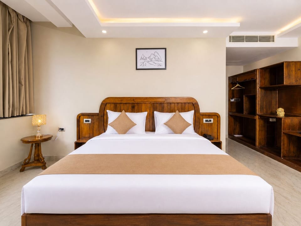 Standard Room, Balcony, Mountain View | Desk, laptop workspace, WiFi (free)