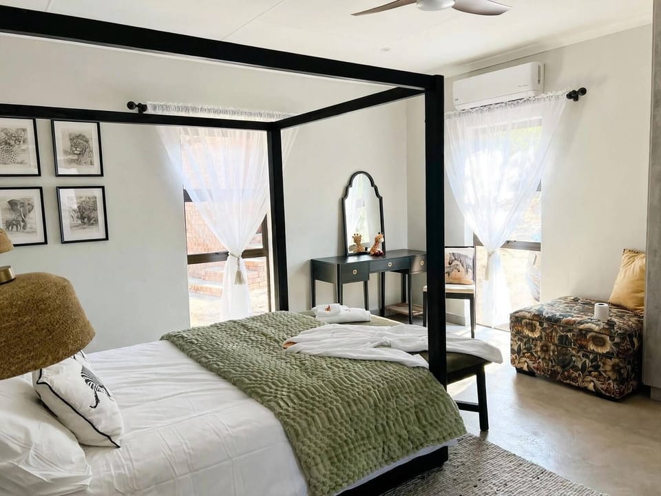 Luxury Villa, Garden View | Laptop workspace, WiFi (free)