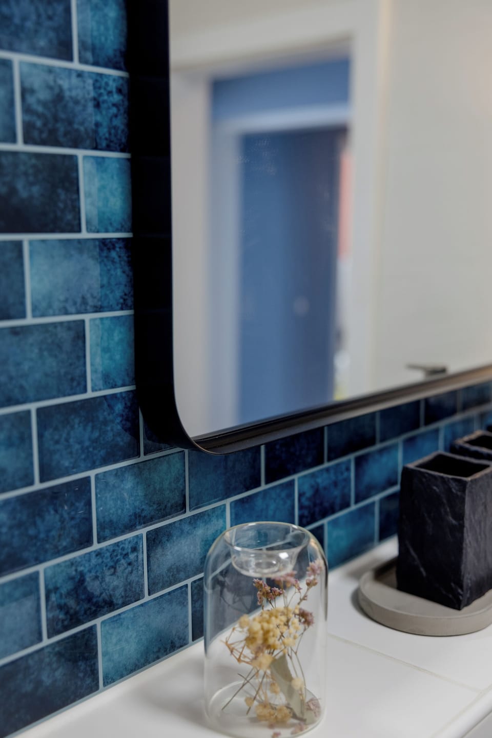 Superior Apartment | Bathroom | Combined shower/tub, free toiletries, hair dryer, towels