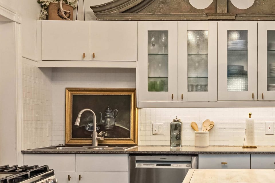 House, Multiple Beds, Garden View (The Coast is Clear) | Private kitchen