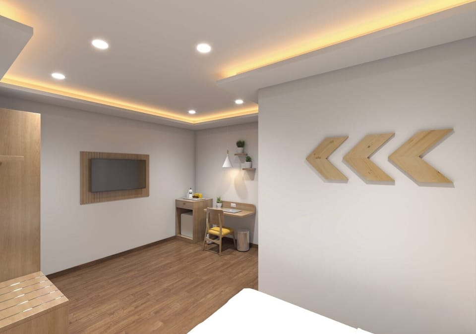 Signature Suite | Desk, laptop workspace, iron/ironing board (on request), WiFi (free)