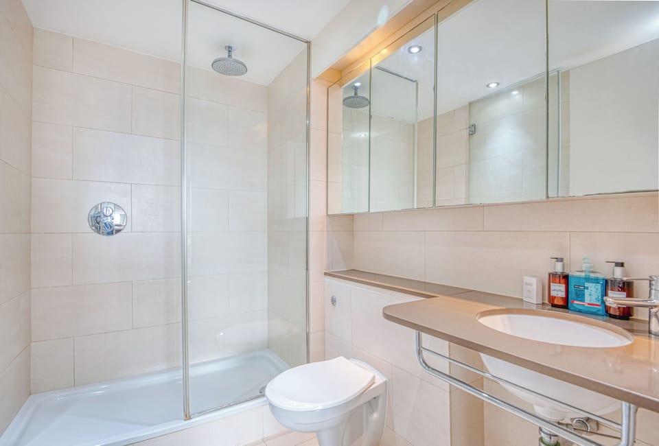 Comfort Apartment | Bathroom