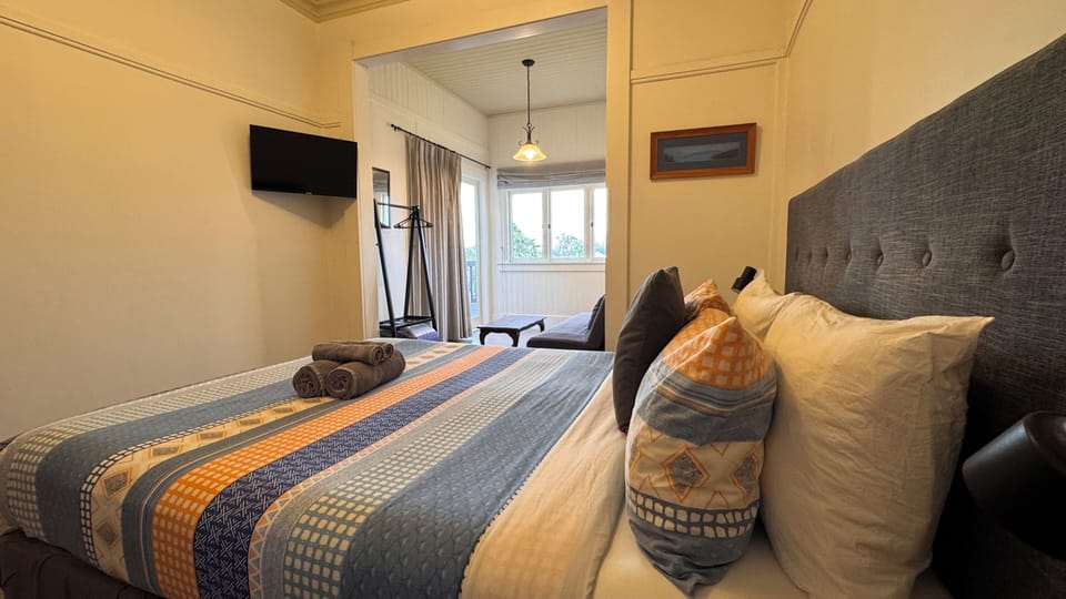 Comfort Double Room, Shared Bathroom, Garden View | WiFi (free), bed sheets