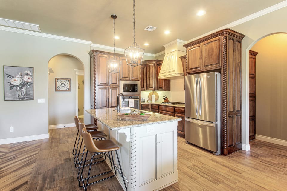 House (4 Bedrooms) | Interior