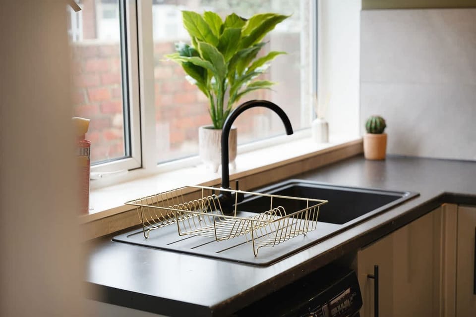 Modern 4BR With Easy Access to Town and Station House in Darlington
