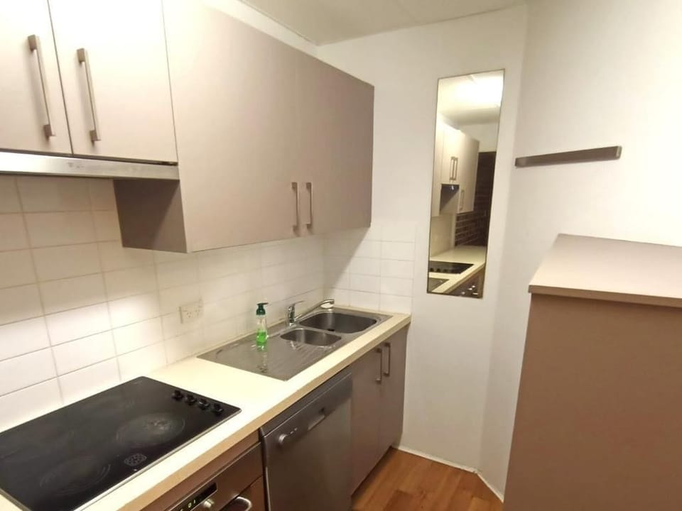 Basic House, Non Smoking | Private kitchen