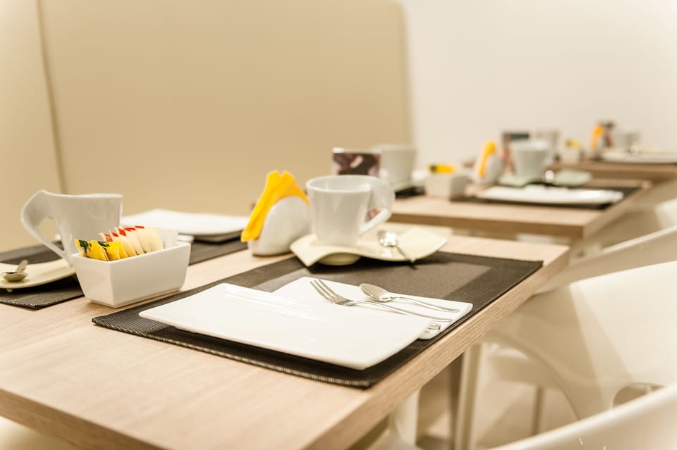 Daily buffet breakfast for a fee