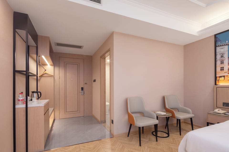 Standard Double Room | Desk, laptop workspace, WiFi (free), bed sheets