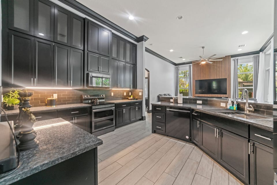 Luxury Villa, Patio, Garden View | Private kitchen | Coffee/tea maker