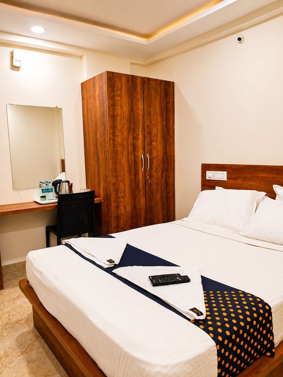 Deluxe Double Room | Desk, WiFi (free)