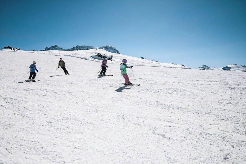 Snow and ski sports