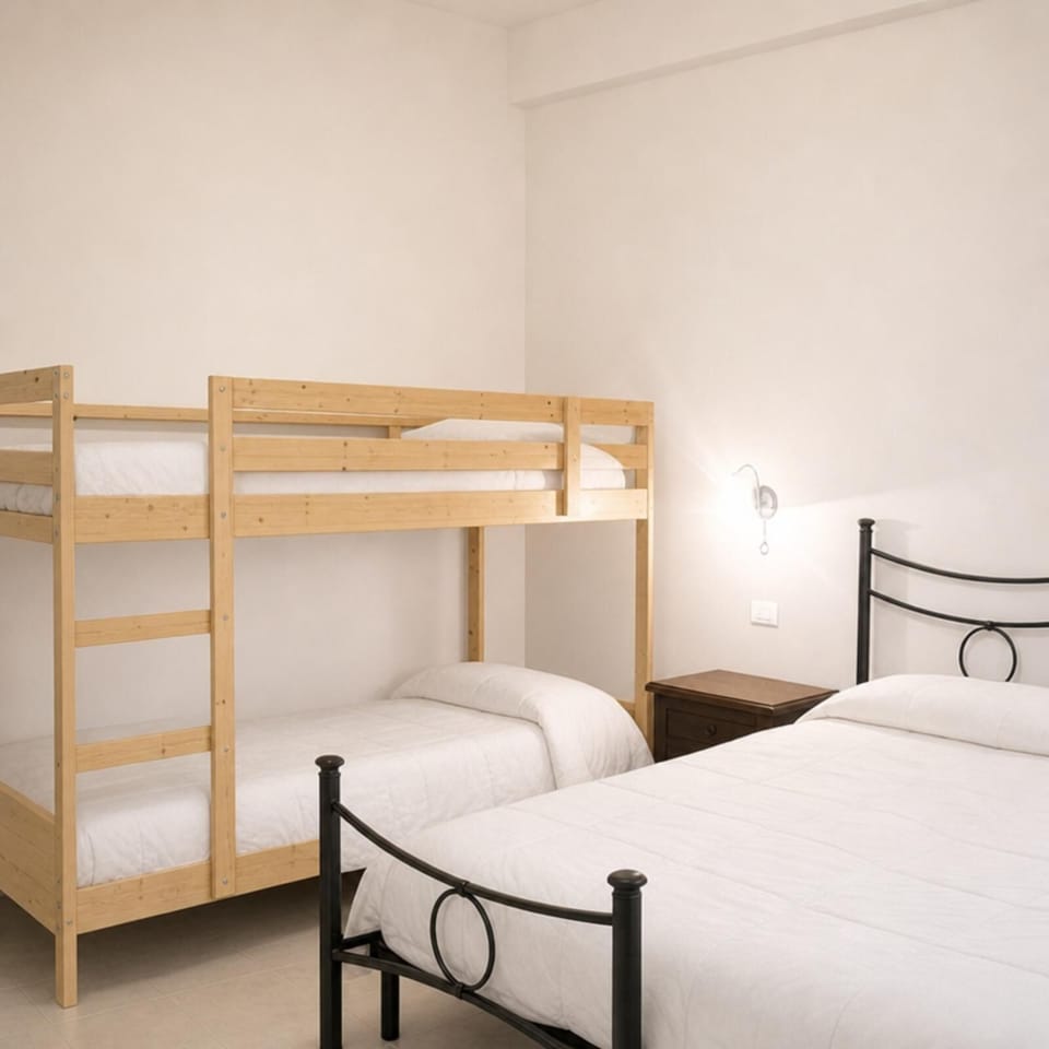 WiFi (free), bed sheets