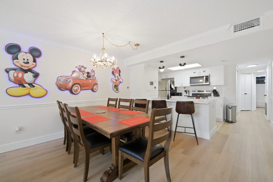 Condo, 3 Bedrooms | Dining