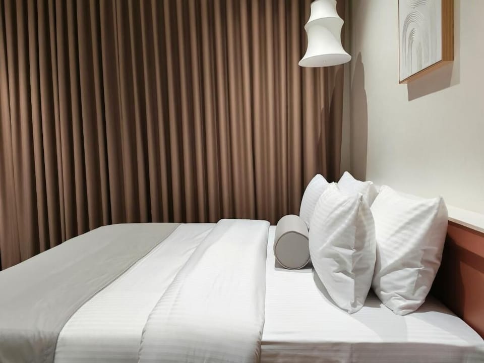 Superior Studio, Balcony, City View | In-room safe, laptop workspace, iron/ironing board (on request)