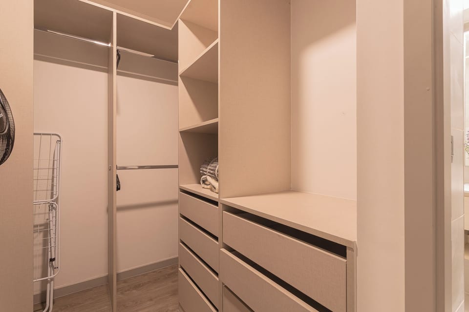 Standard Apartment, 2 Bedrooms, Balcony | Interior