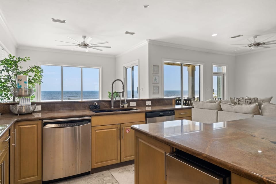 House, Multiple Beds (Hammock Dunes East) | Private kitchen