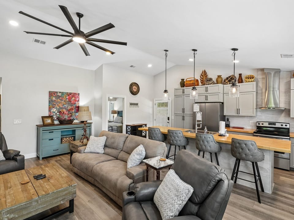 Studio (2 Bedrooms) | Property amenity