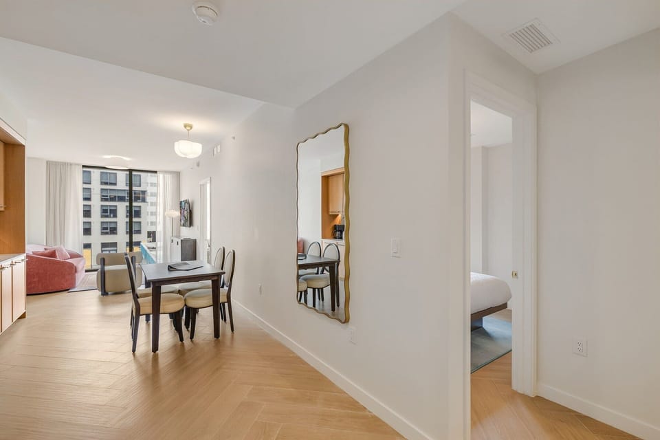 Luxury Apartment, City View | Dining