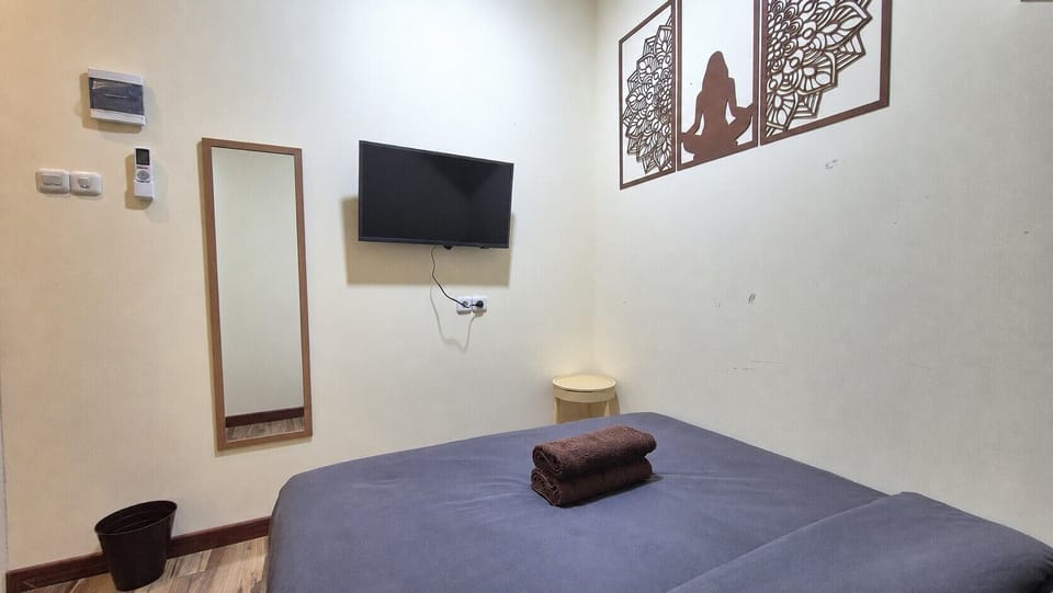 Double Room, Private Bathroom | WiFi (free)