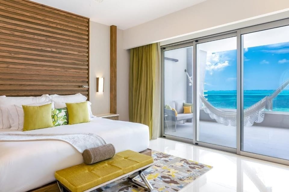 Suite, 2 Bedrooms, Balcony, Sea View | Premium bedding, pillowtop beds, minibar, in-room safe