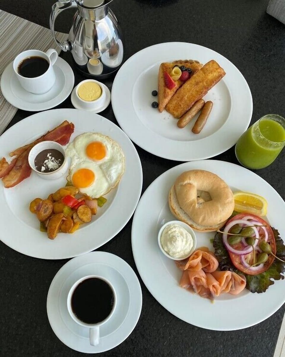 Daily buffet breakfast for a fee