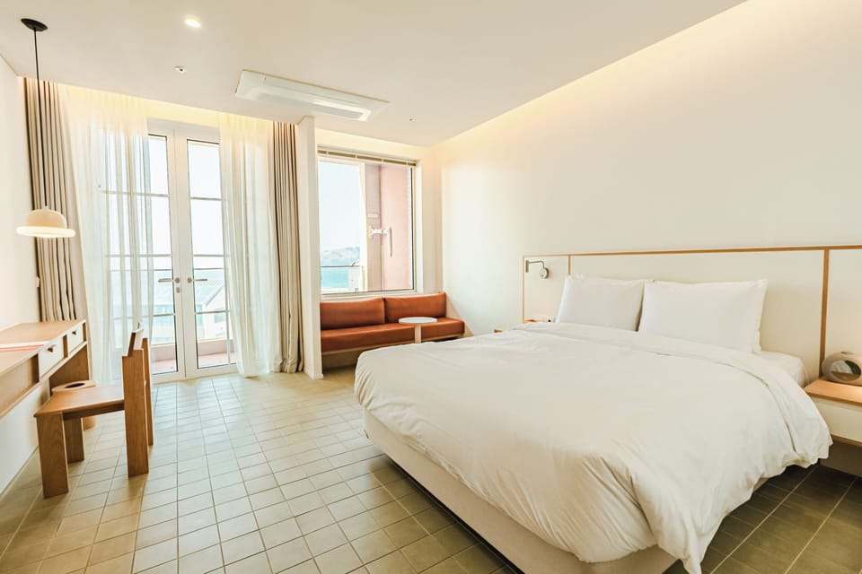 In-room safe, blackout drapes, soundproofing, WiFi (free)