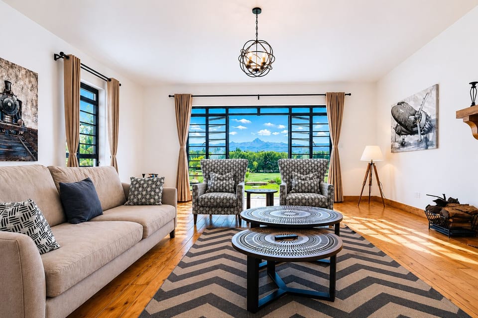 Family Suite, Mountain View | Living area | Printers