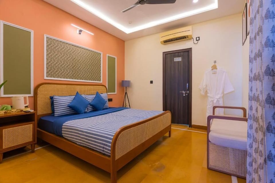 In-room safe, laptop workspace, soundproofing, iron/ironing board